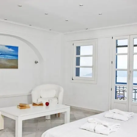 Apartment Charming With Private Pool And Parking *